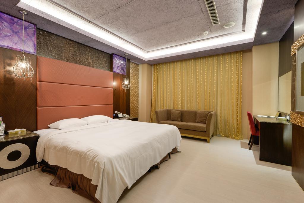 R7 Hotel Kaohsiung Zimmer foto