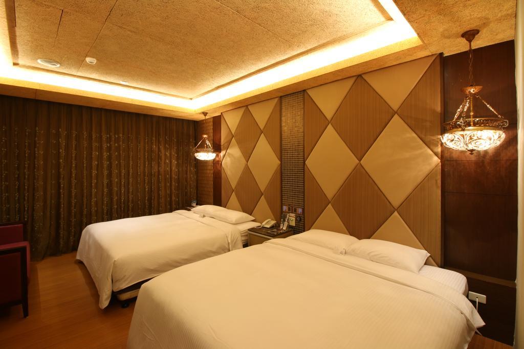 R7 Hotel Kaohsiung Exterior foto