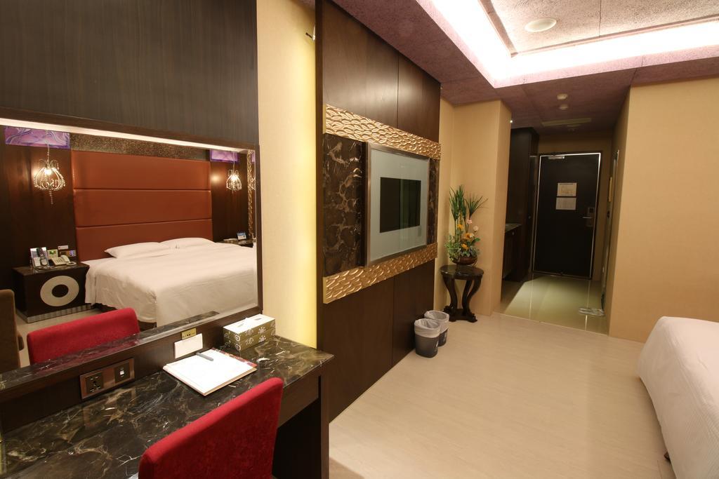 R7 Hotel Kaohsiung Exterior foto