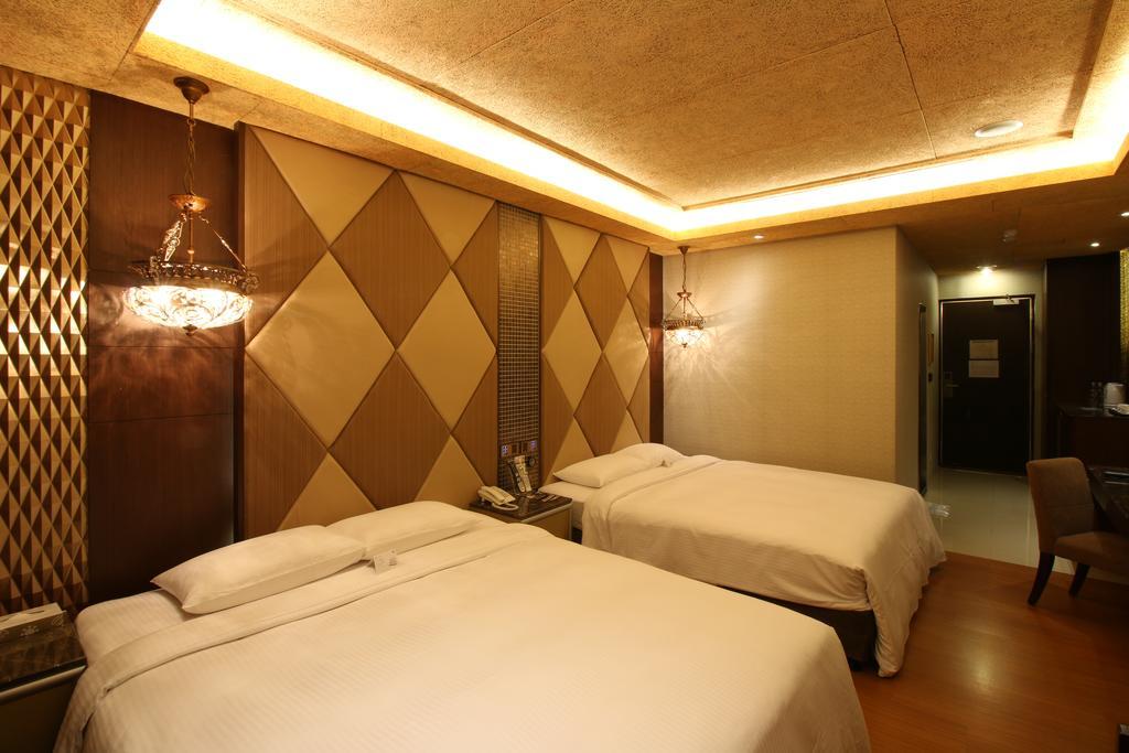R7 Hotel Kaohsiung Exterior foto